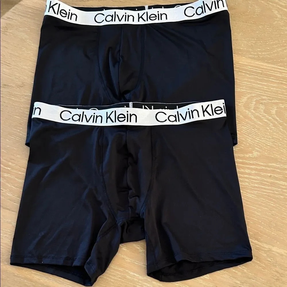 Calvin Klein 2 PAIR OF Stretch Boxer Briefs, Black, Large, NWOT Open package